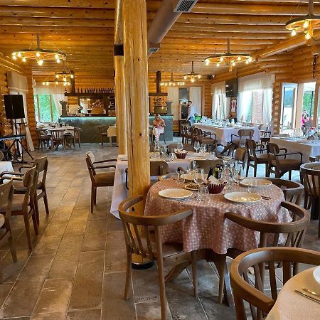 Erseke Resort Mezini מראה חיצוני תמונה